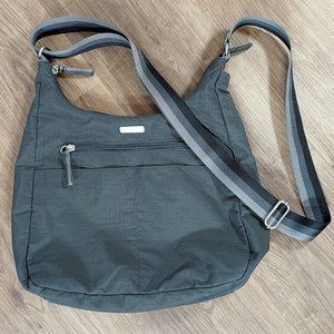 EUC Baggallini Nylon Crossbody Travel Bag